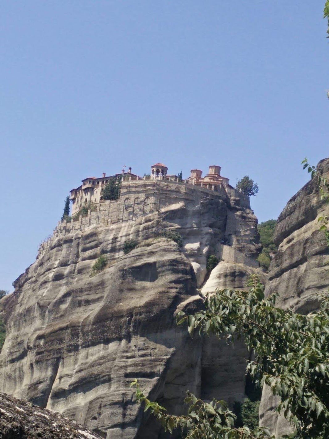 Intimate Greece: Meteora, Navagio, Lefkada and the memory of icons